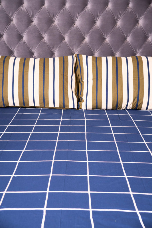Midnight Grid Luxe Bedsheet