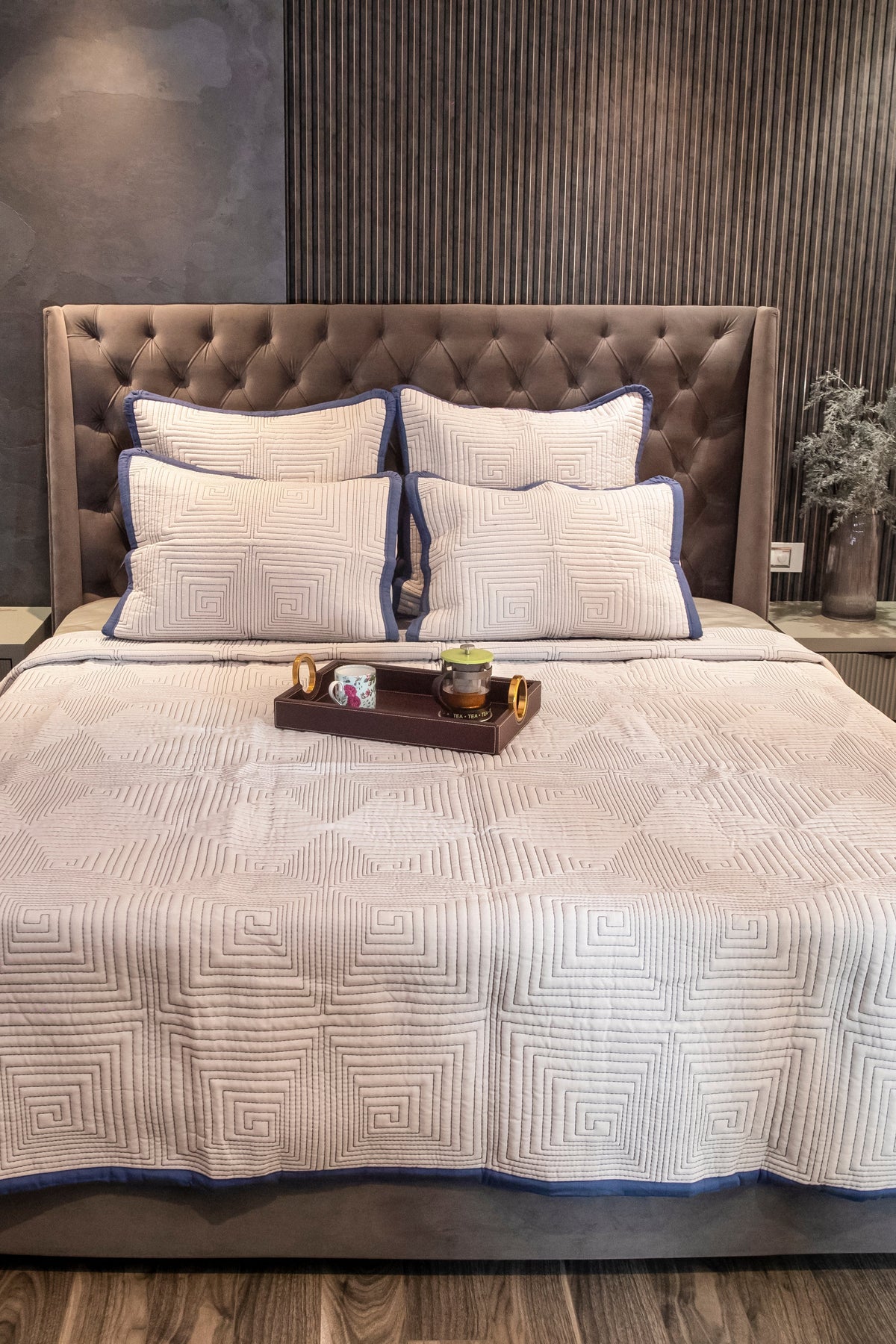 Rice Stitch Geometric Bedspread