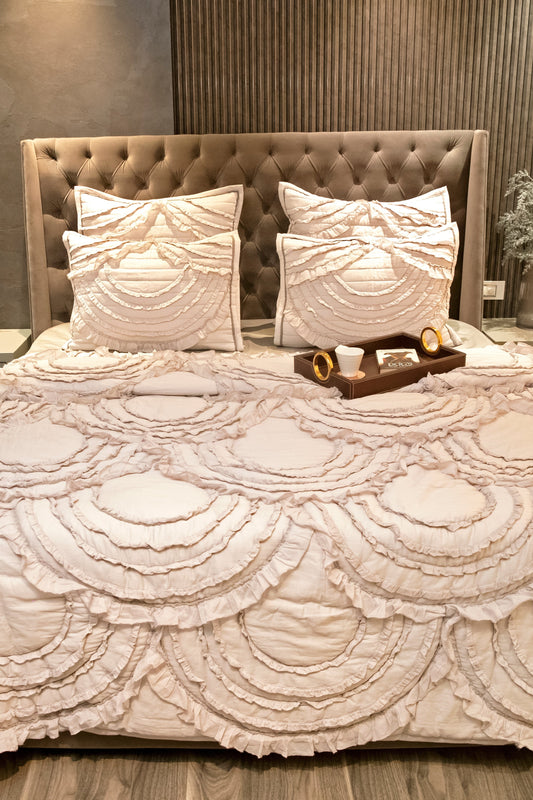 Circular Frilled Bedspread