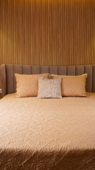 Golden Grace Quilt Set