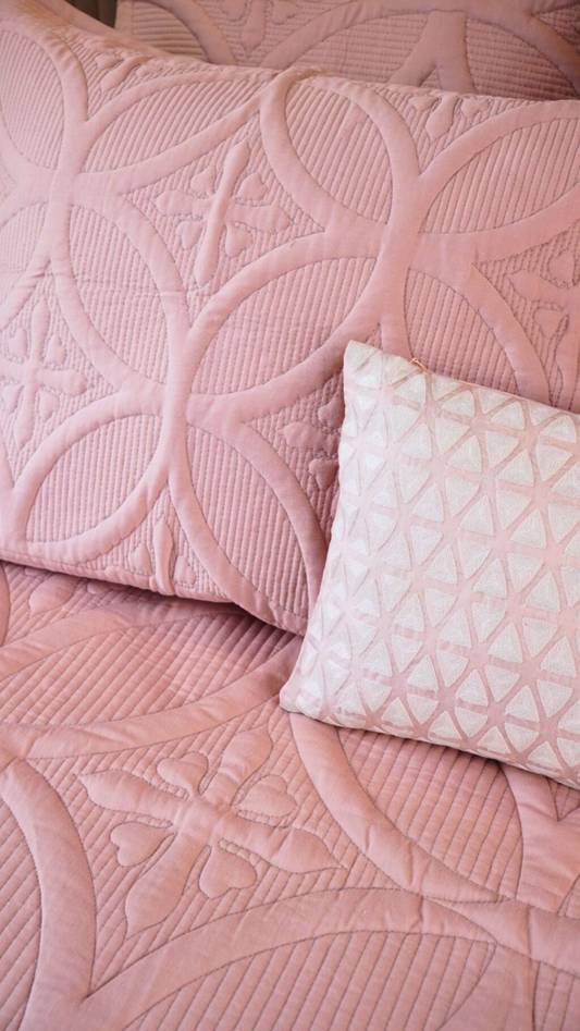 Blush Serenity Quilt Set