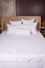Ivory Whisper Quilt Set